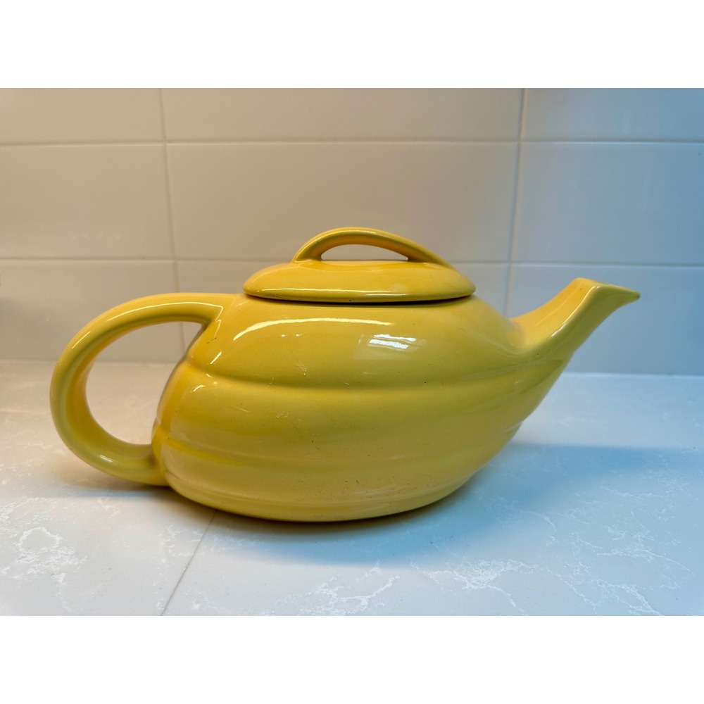Vintage Art Deco Bauer Pottery Yellow Aladdin Lamp Teapot Ceramic Ribbed